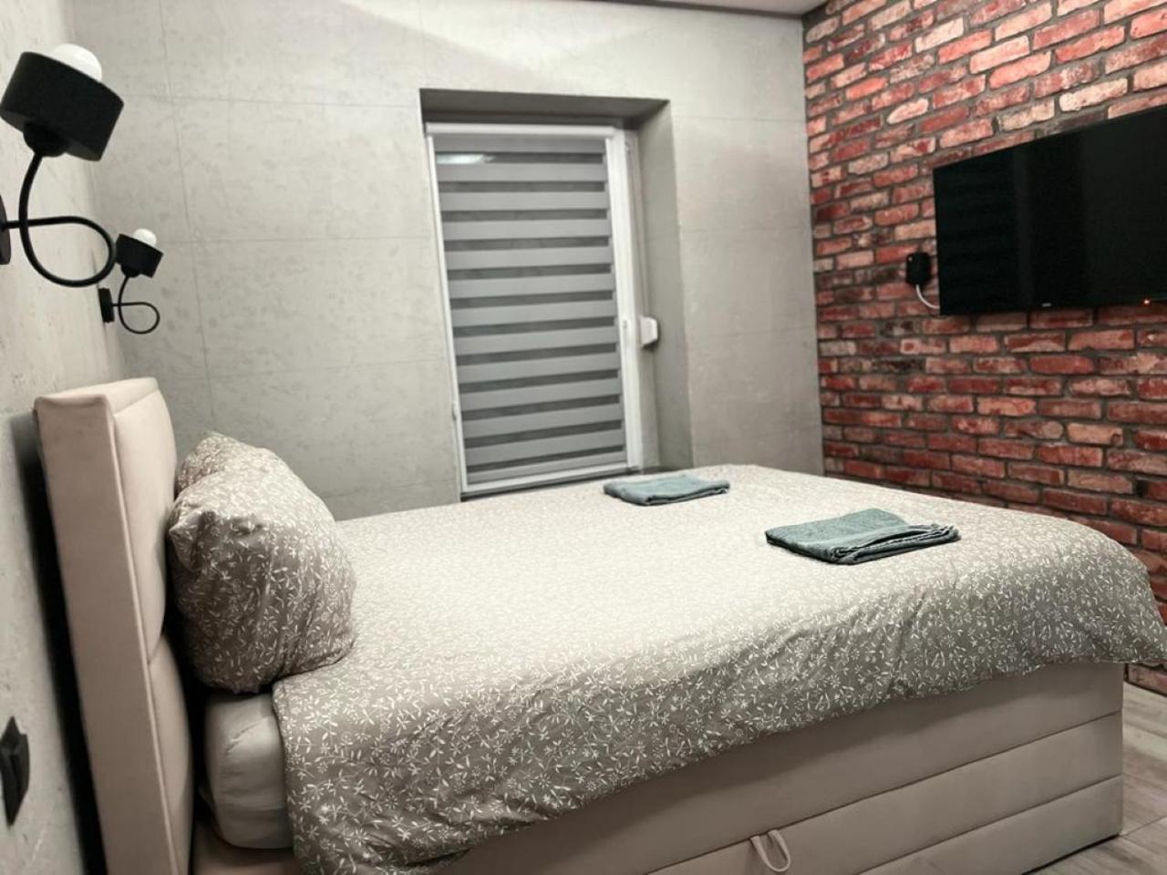 Raciborska Royal Apartment - Miejsce Parkingowe Na Parkingu Strzezonym Γκλίβιτσε Εξωτερικό φωτογραφία